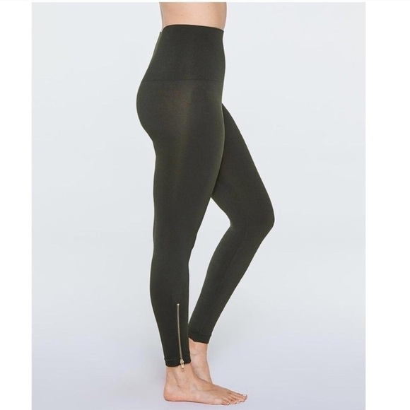 SPANX High-Waisted Black Leggings - Picture 1 of 5